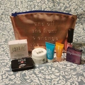 Ipsy makeup bundle 7 items and makeup bag
